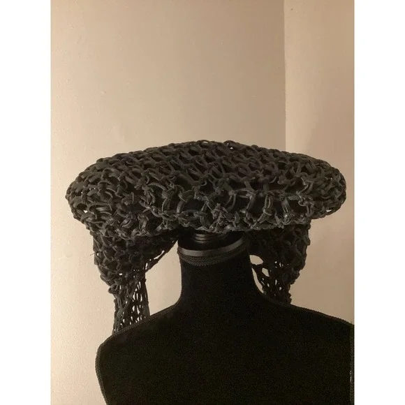 Eric Javits Black fishnet knotted purse satchel crossbody - Picture 7 of 9